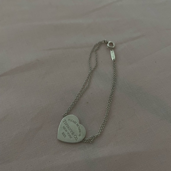 Heart Tag Double Chain Bracelet in Silver - Picture 4 of 7